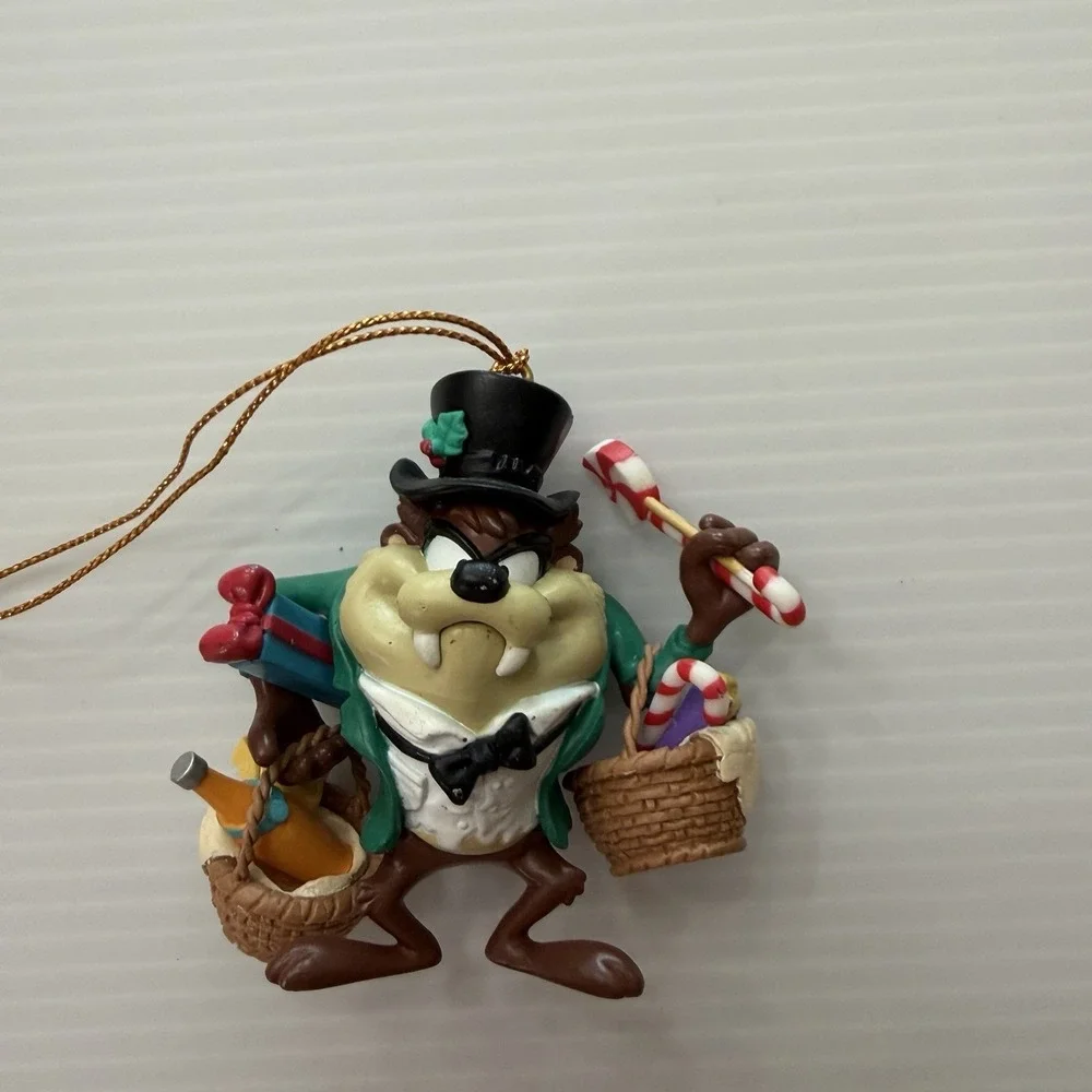 Vintage 1994 Taz Christmas Ornament Warner Bros. Holiday Vintage